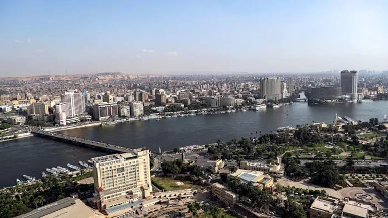 الأرصاد: أمواج ورياح قوية على السواحل اليوم