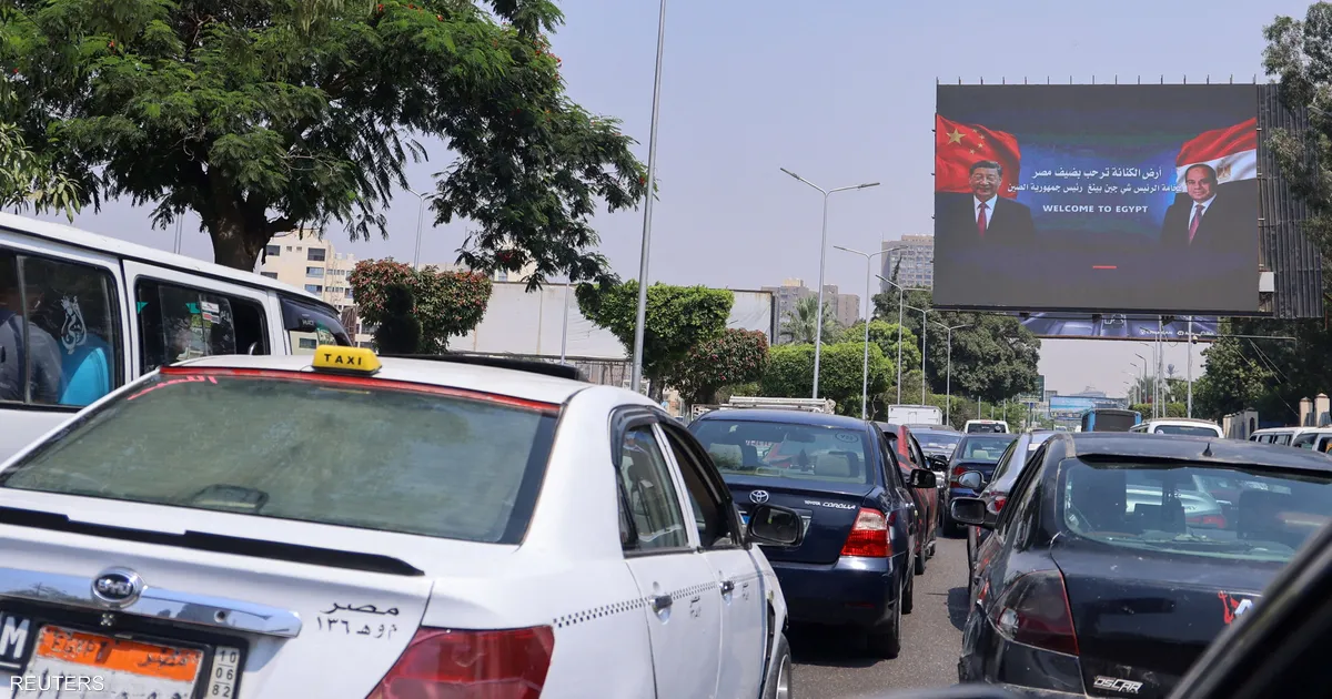 استثمار صيني بقيمة 117 مليون دولار لإنشاء مدينة نسيجية حديثة في مصر