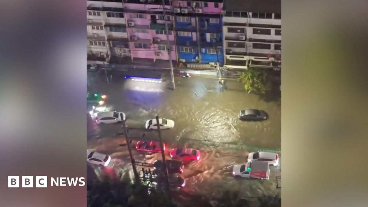إعلان حالة الطوارئ بعد هطول أمطار غزيرة تسبب في حدوث فيضانات في بانكوك